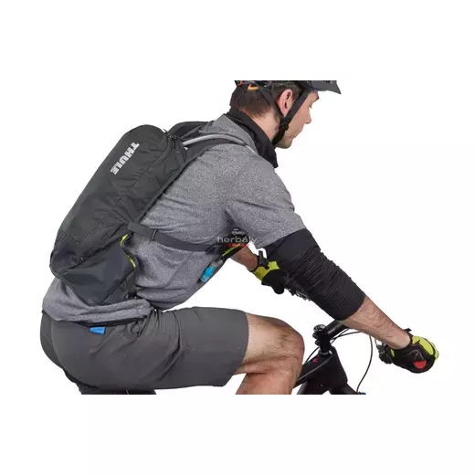 Thule Vital 3203640 6 L hátizsák, kék