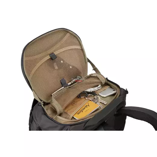 Thule Landmark 3203723 férfi hátizsák 40L, sötétzöld