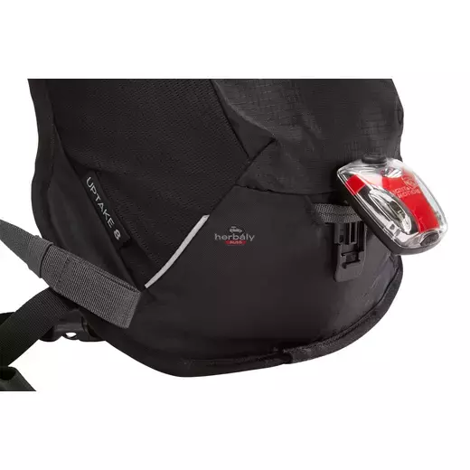 Thule UpTake Bike H2O 3203804 kerékpáros technikai hátizsák 8L, fekete