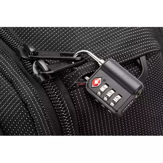Thule Crossover 2 3204059 Convertible Carry On hátizsák 41 L,fekete