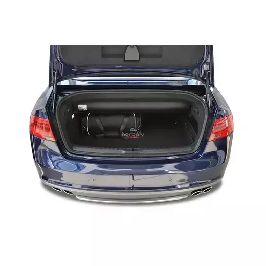 Kjust utazótáska szett Audi A5 Cabrio 2008-2016, 4 darab táskával (7004119) Kjust utazótáska szett Audi A5 Cabrio 2008-2016, 4 darab táskával (7004119)