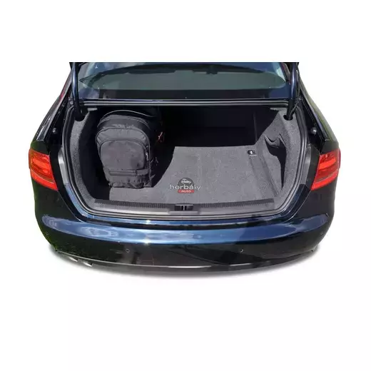 Kjust utazótáska szett Audi A4 Limousine 2007-2015, 5 darab táskával (7004036) Kjust utazótáska szett Audi A4 Limousine 2007-2015, 5 darab táskával (7004036)