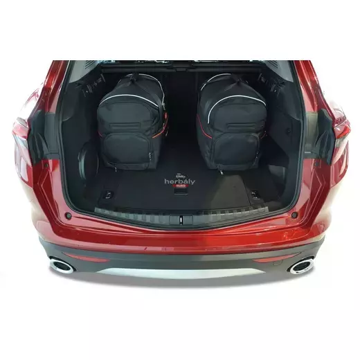 Kjust utazótáska szett Alfa Romeo Stelvio 2017+, 5 darab táskával (7001008) Kjust utazótáska szett Alfa Romeo Stelvio 2017+, 5 darab táskával (7001008)