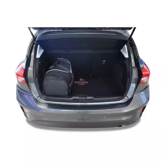 Kjust utazótáska szett Ford Focus Hatchback 2018+, 4 darab táskával (7015042) Kjust utazótáska szett Ford Focus Hatchback 2018+, 4 darab táskával (7015042)
