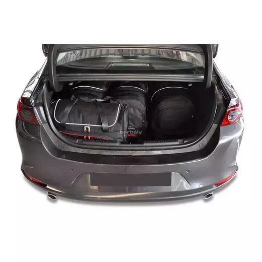 Kjust utazótáska szett Mazda 3 Limousine 2018+, 5 darab táskával (7026023)