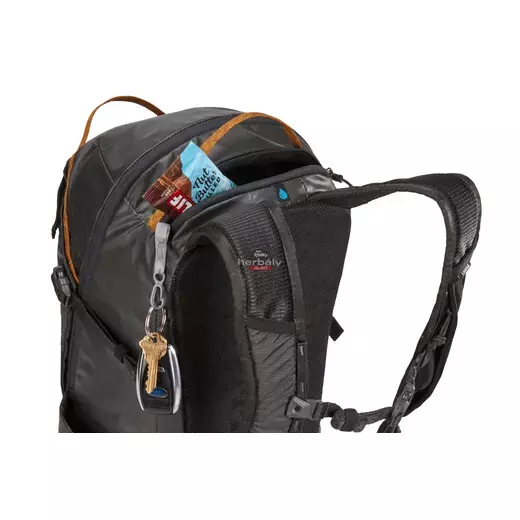 Thule Stir 3204095 Férfi hátizsák 25 L, Barna