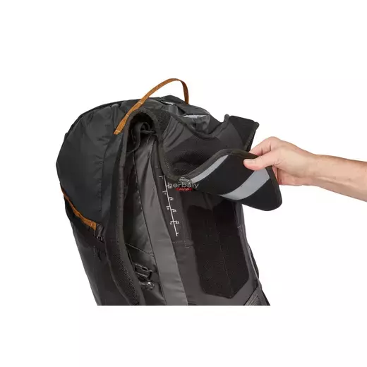 Thule Stir 3204098 Férfi hátizsák 35 L, Fekete