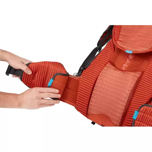 Thule Versant 3204102 Férfi hátizsák 70 L, Fekete
