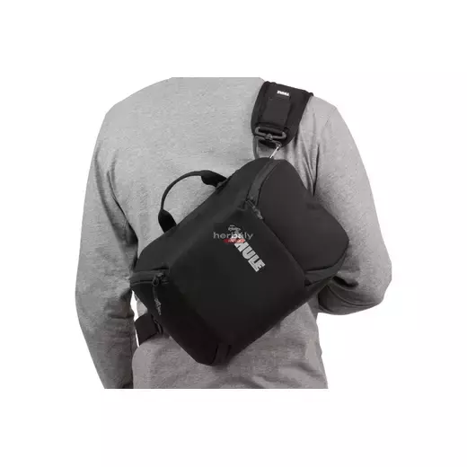 Thule Covert DSLR 3203906 fotós táska, Fekete