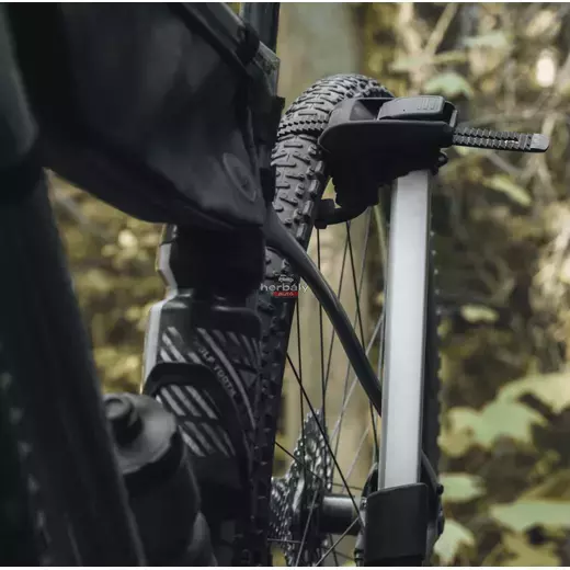 Thule Epos 978100 összecsukható e-bike 2-es kerékpártartó vonóhorogra, fekete