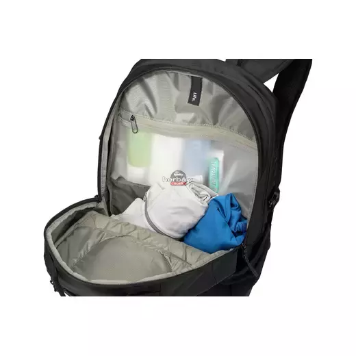 Thule EnRoute 3204846 hátizsák 26L, fekete