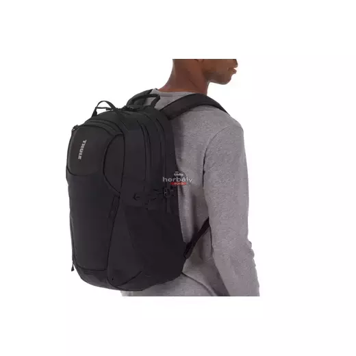 Thule EnRoute 3204846 hátizsák 26L, fekete
