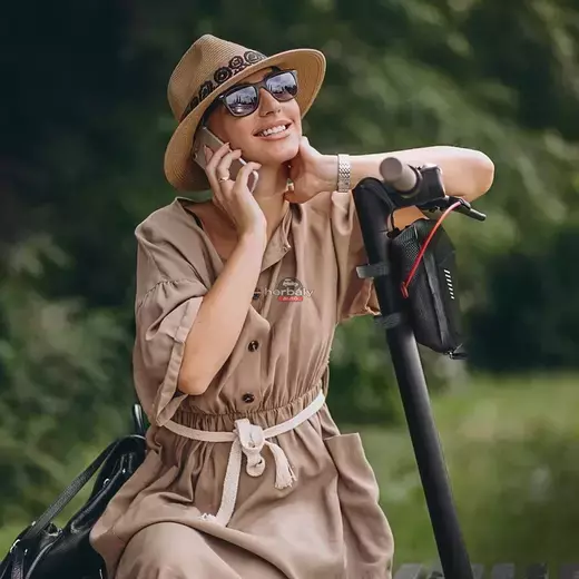Wildman univerzális elektromos rollerre/rollerre szerelhető, vízálló, kemény táska - Wildman CBC-3L Scooter Bag - fekete - ECO csomagolás