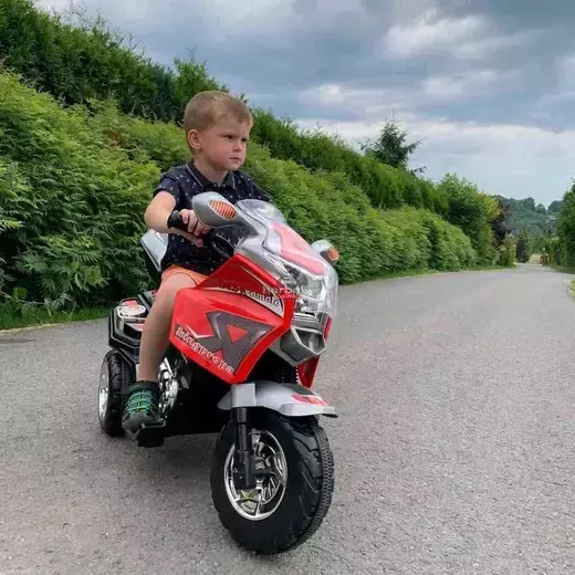 Gyermek elektromos motor Baby Mix RACER fehér