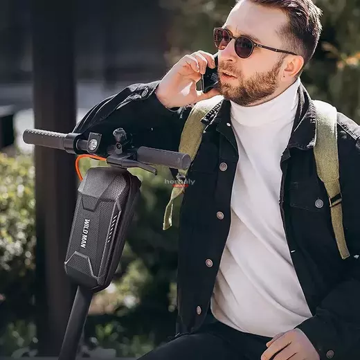 Wildman univerzális elektromos rollerre/rollerre szerelhető, vízálló, kemény táska - Wildman CBC-3L Scooter Bag - fekete - ECO csomagolás