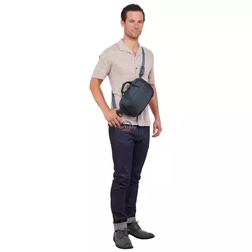 Thule Subterra 2, 3205036 Válltáska 5L, sötétkék