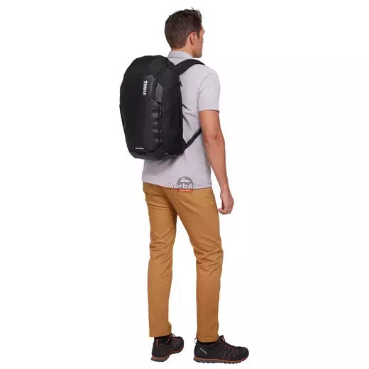 Thule Chasm 3204981 26L hátizsák, fekete