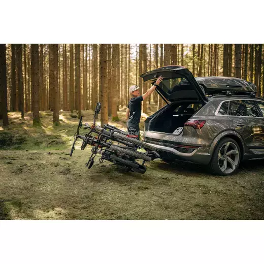 Thule EasyFold 3 9451 3-as E-bike ready kerékpártartó vonóhorogra, fekete