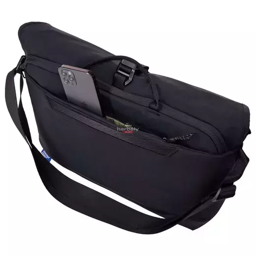 Thule Paramount 3205007 crossbody 14L, fekete