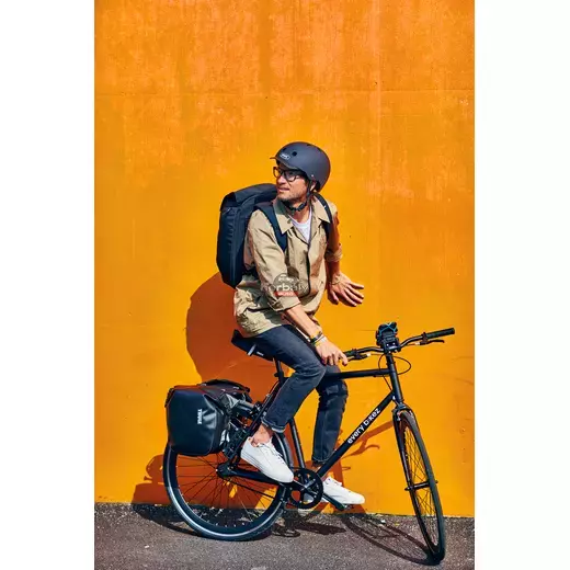 Thule Shield 3204206 kerékpáros táska 13L, kék Thule Shield 3204206 kerékpáros táska 13L, kék