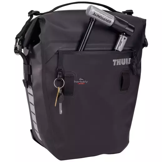 Thule Shield 3204916 kerékpáros táska 22L, fekete