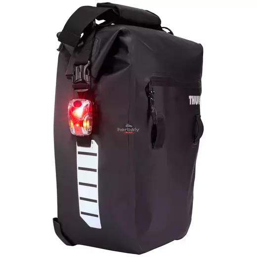 Thule Shield 3204916 kerékpáros táska 22L, fekete
