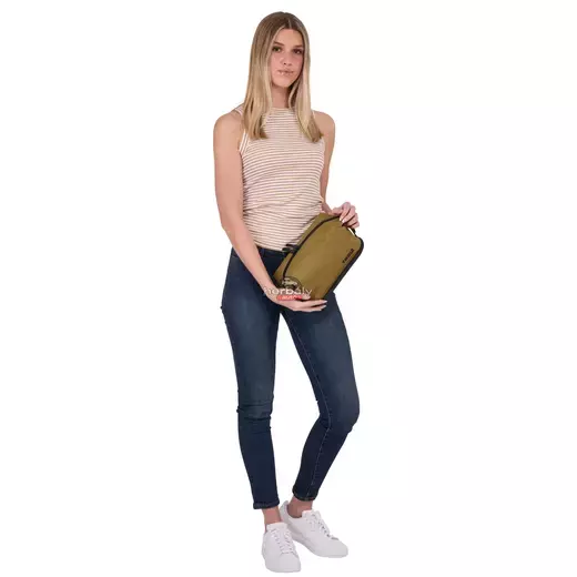 Thule Aion 3205228 toiletry bag, nutria brown Thule Aion 3205228 toiletry bag, nutria brown