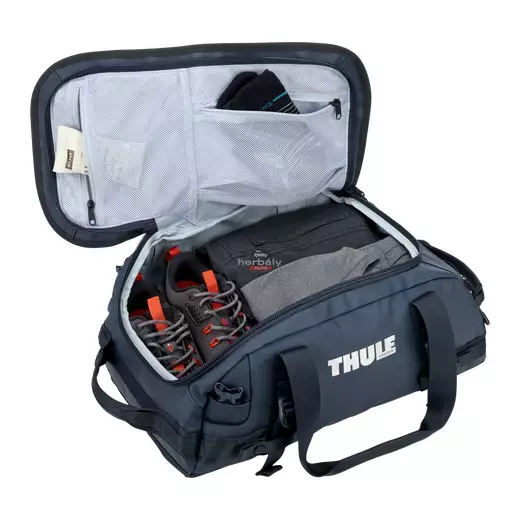 Thule Chasm 3205586 sporttáska 30L, Darkest blue