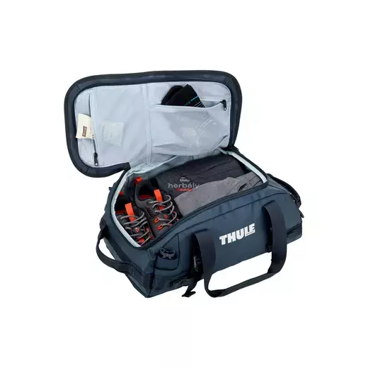 Thule Chasm 3205586 sporttáska 30L, Darkest blue