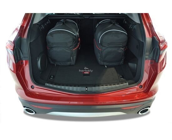 Kjust utazótáska szett Alfa Romeo Stelvio 2017+, 5 darab táskával (7001008)