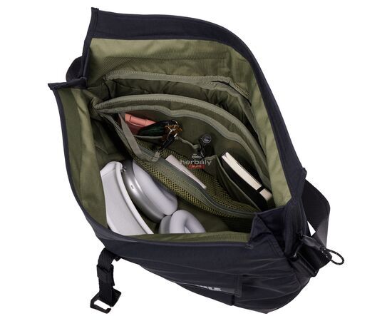 Thule Paramount 3205007 crossbody 14L, fekete